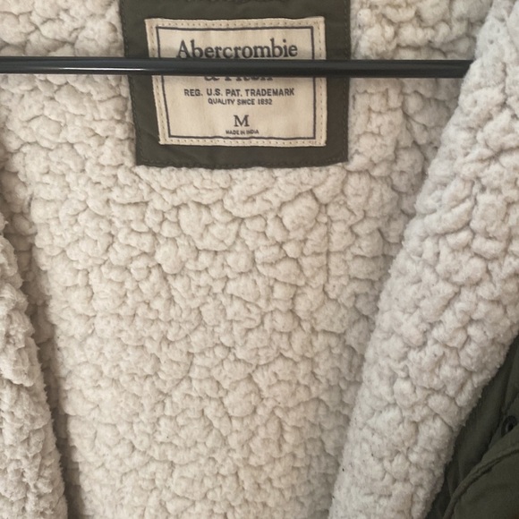 Winter Coat - Picture 7 of 8